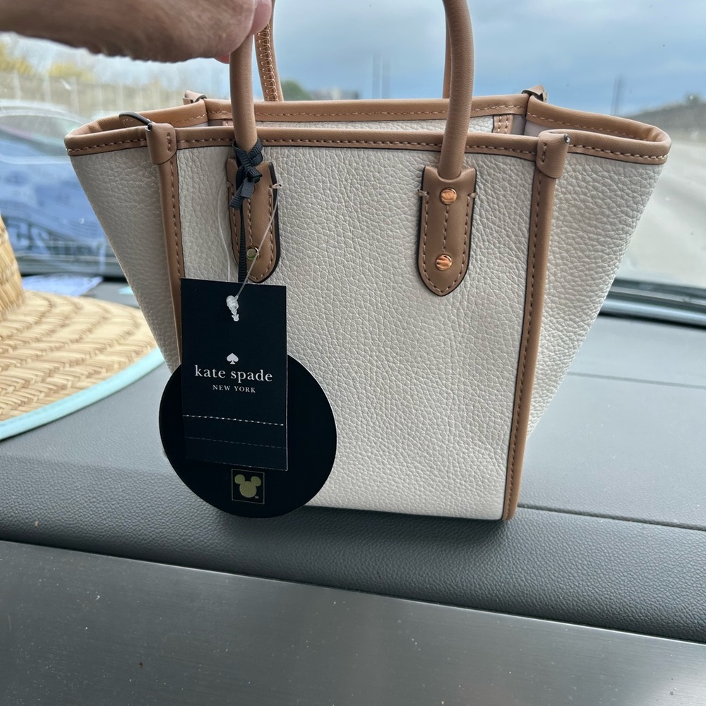 Kate Spade/disney chipmunk Cream and Tan Mini Bag NWT - Picture 2 of 5